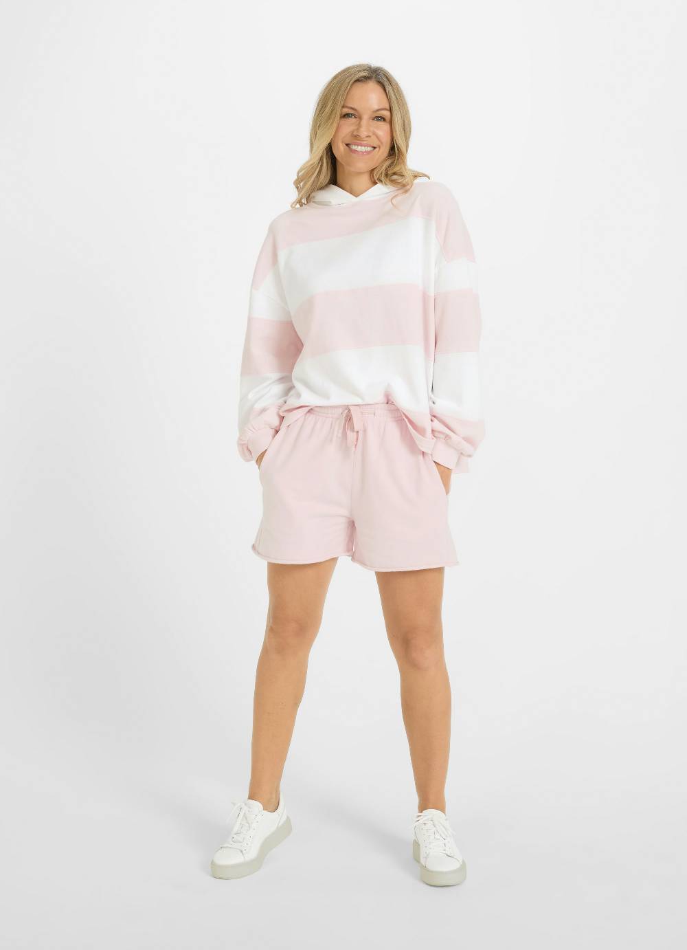 Juvia Shorts im Angebot