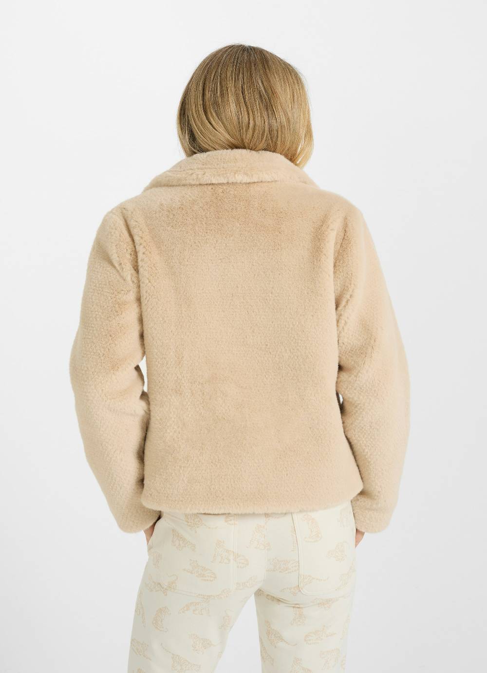 Juvia Faux Fur - Jacke Meist gekauft