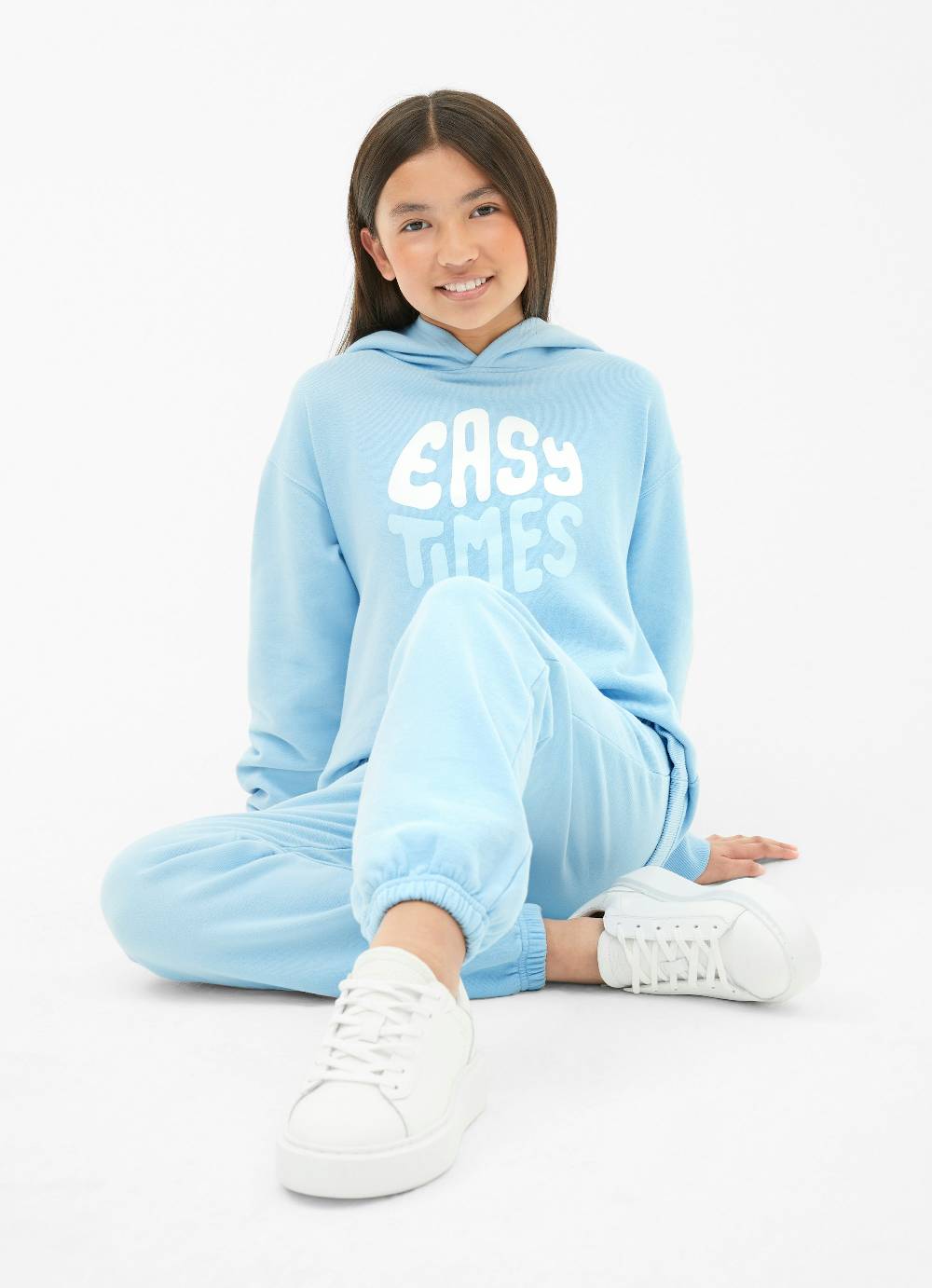 Juvia Hoodie Schlussverkauf