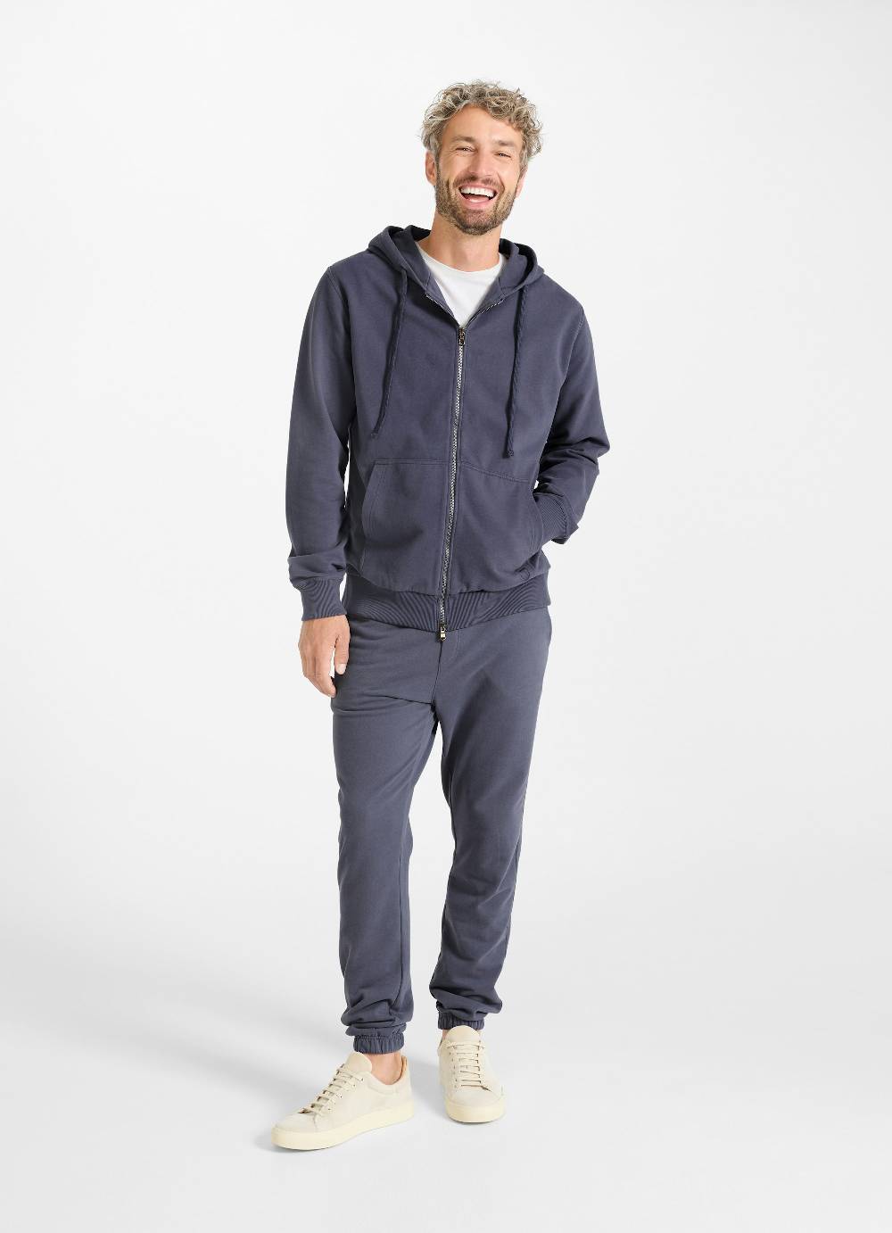 Juvia Hoodie - Sweatjacke Online