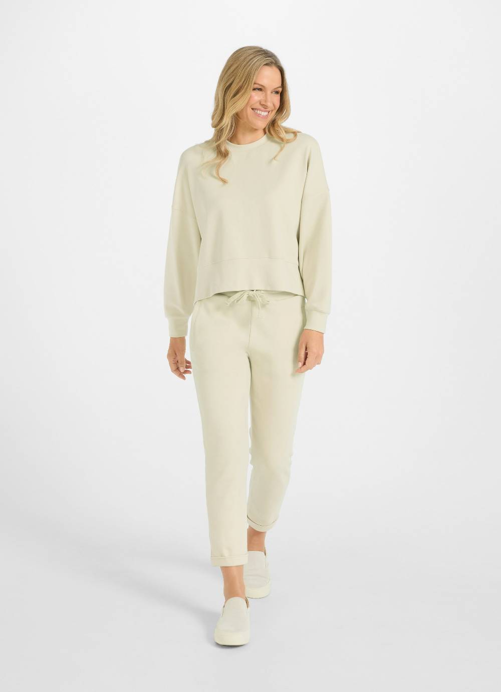 Juvia Casual Fit - Sweatpants Zeitbegrenzte Promotion