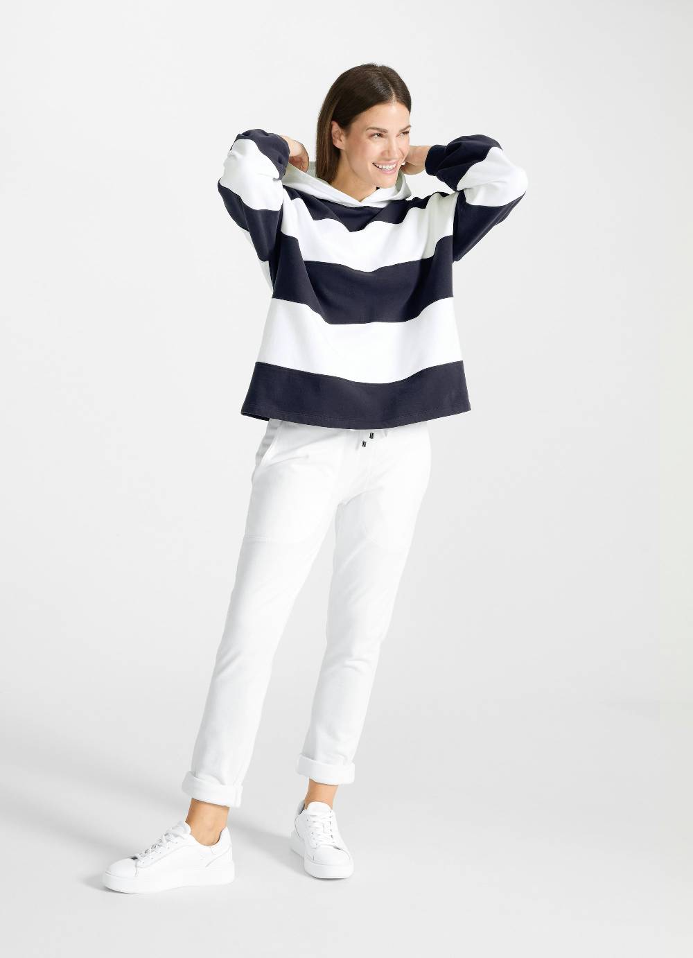 Juvia Hoodie Online
