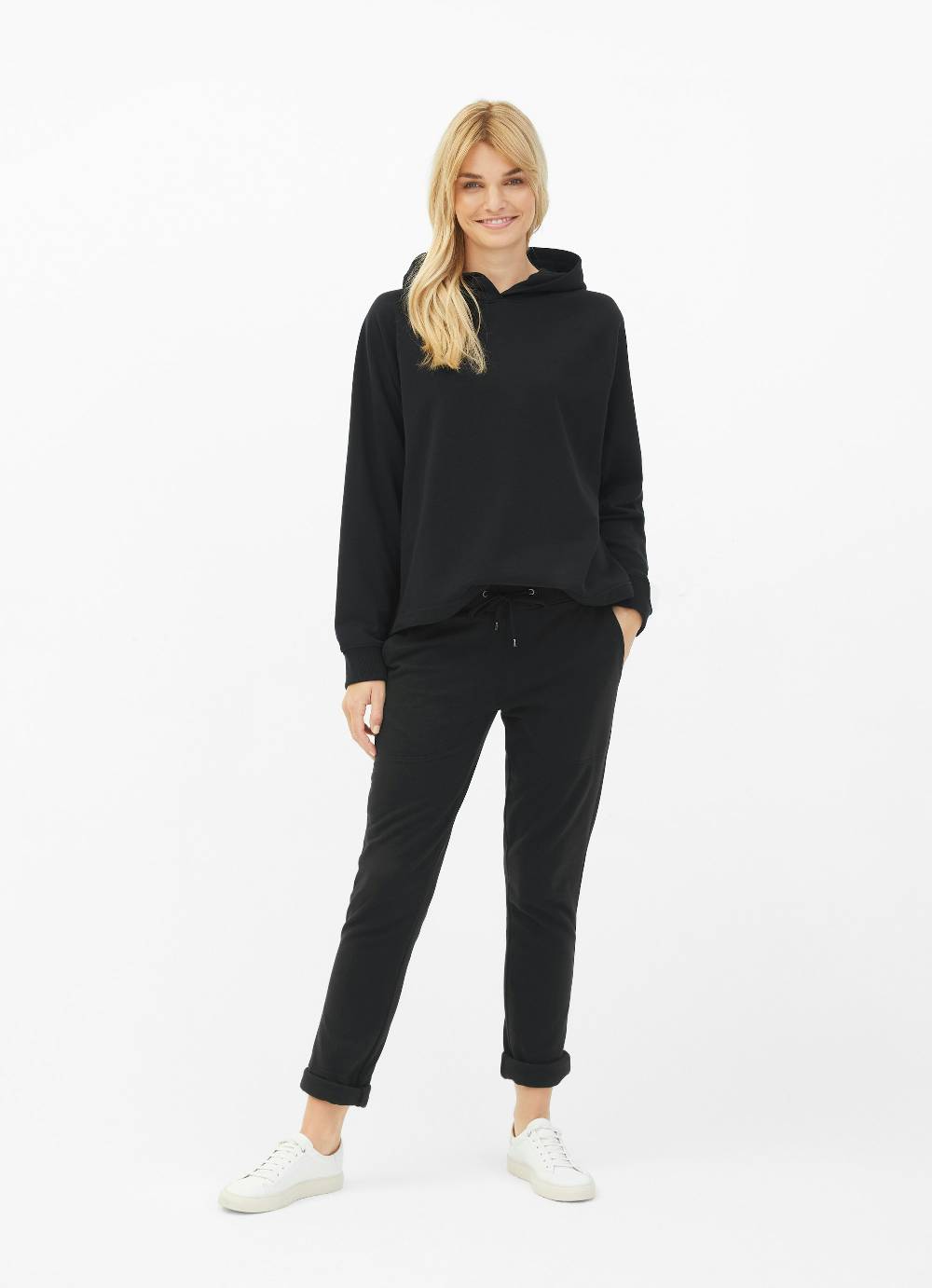 Juvia Hoodie Preisnachlass