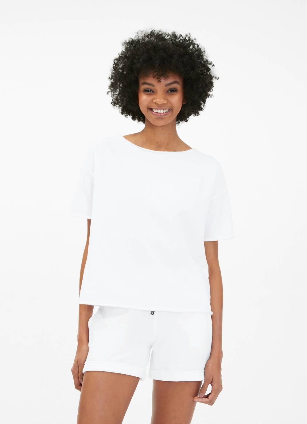Juvia Oversized - Shirt Riesige Ersparnisse