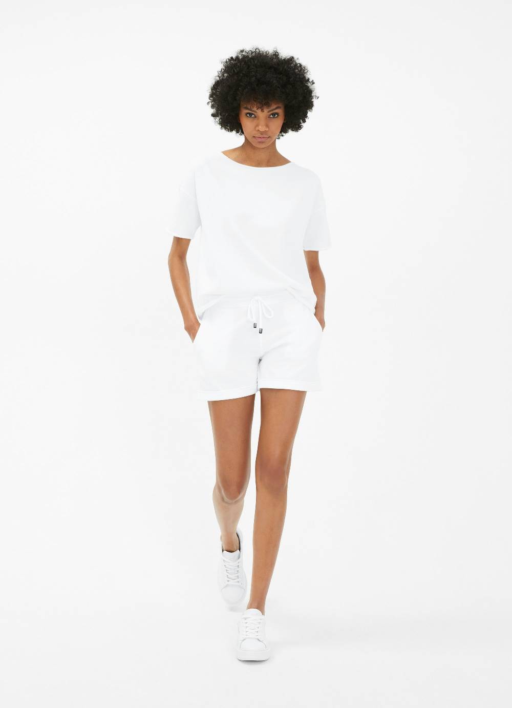 Juvia Oversized - Shirt Riesige Ersparnisse
