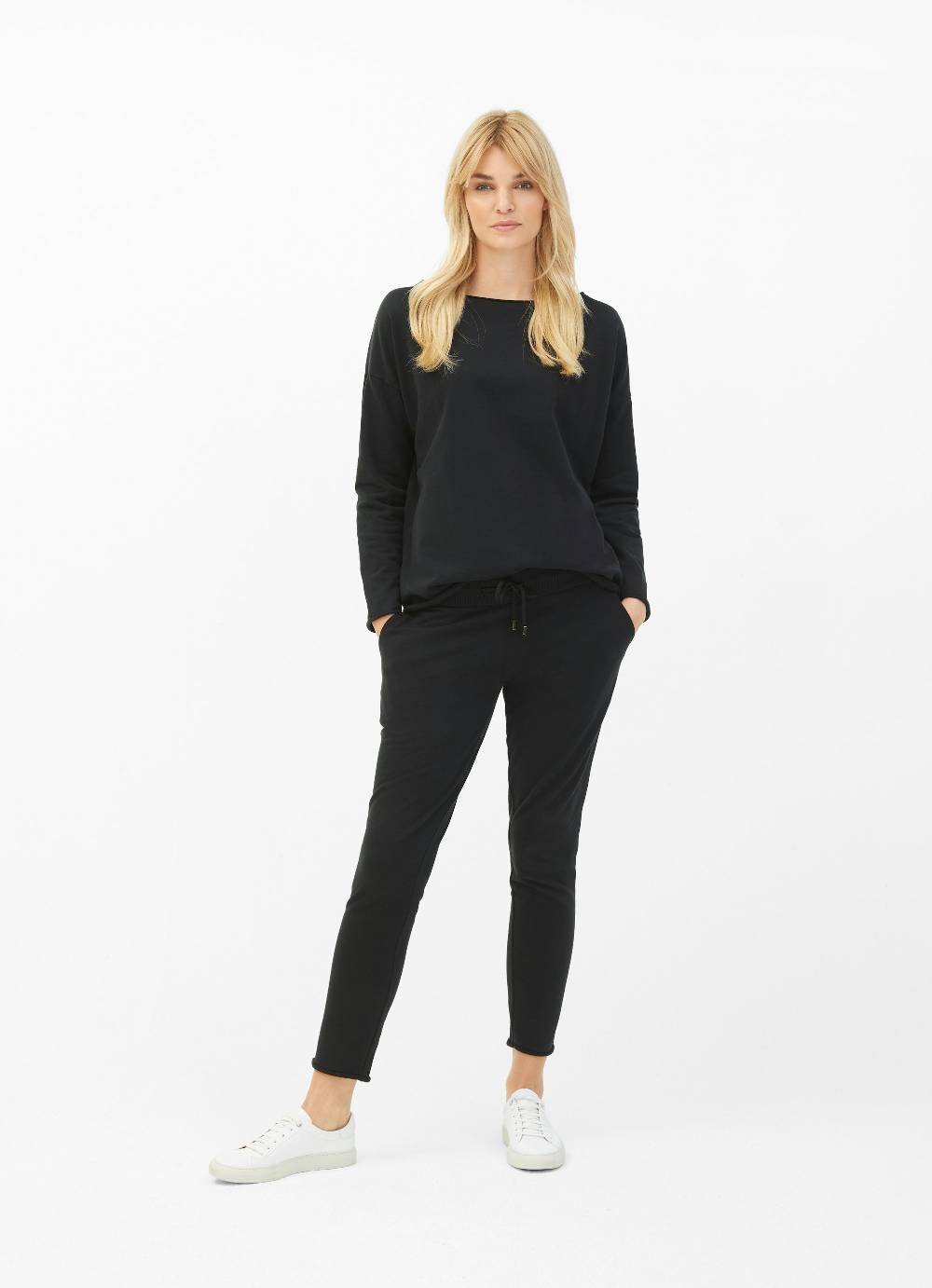 Juvia Sweatshirt VIP-Rabatte