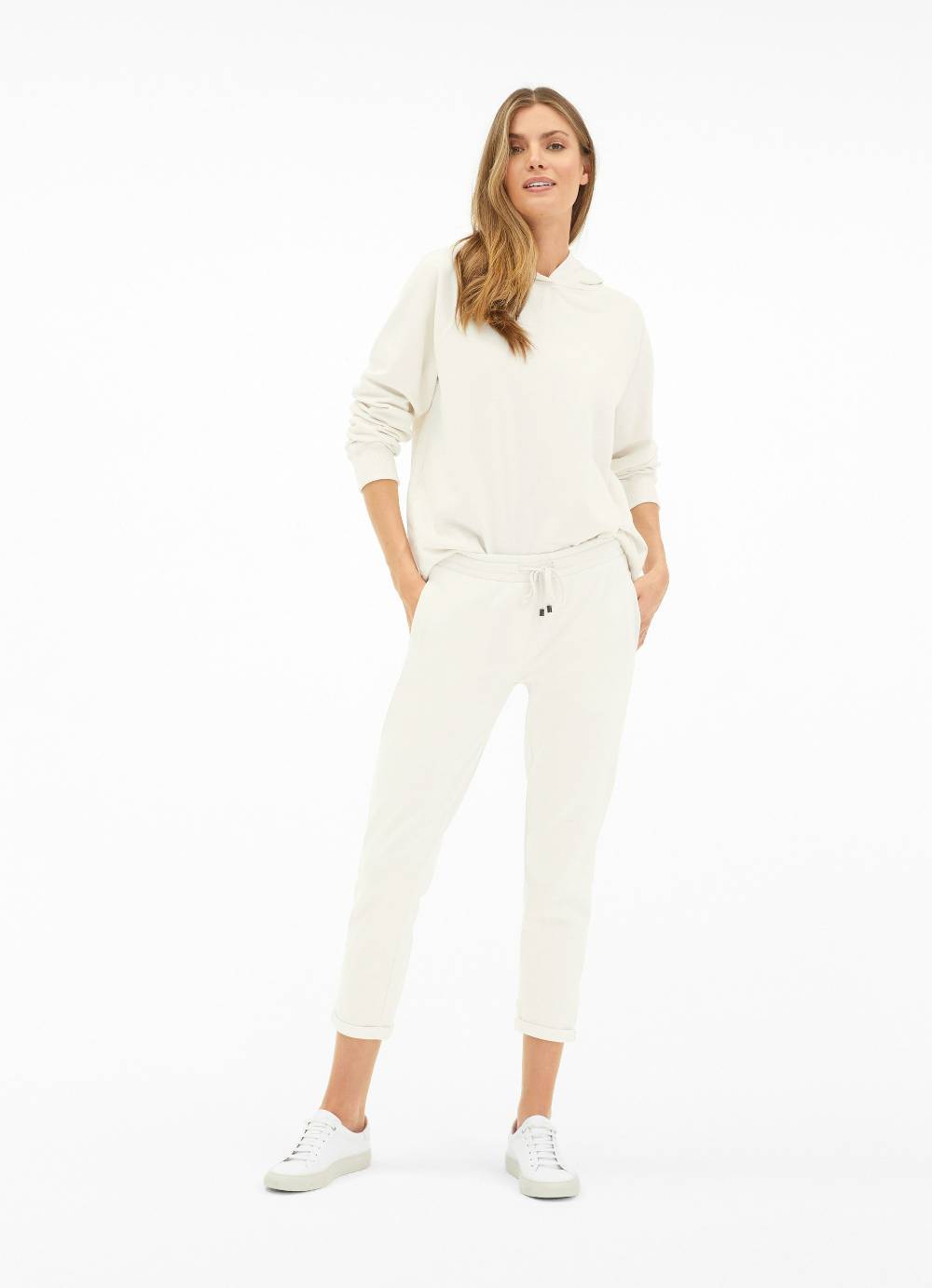 Juvia Casual Fit - Sweatpants JETZT KAUFEN
