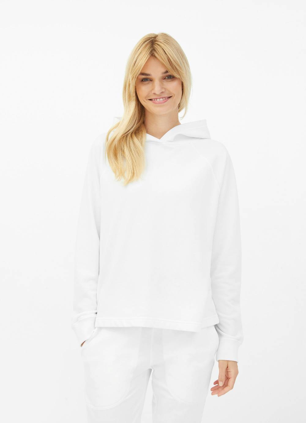 Juvia Hoodie 50% Rabatt für begrenzte Zeit