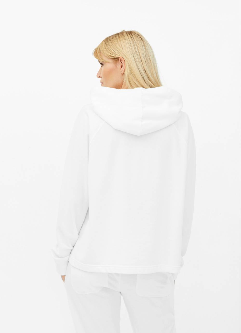 Juvia Hoodie 50% Rabatt für begrenzte Zeit