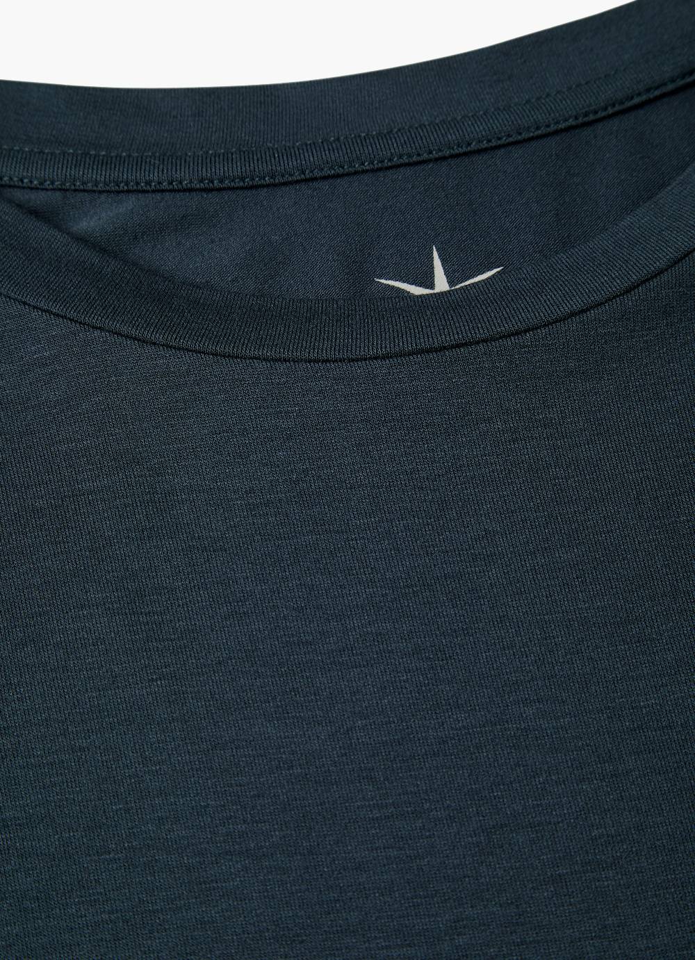 Juvia T-Shirt Online Shopping