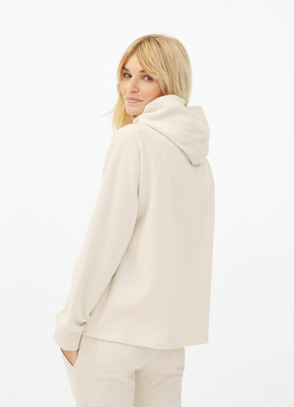 Juvia Hoodie Online Outlet