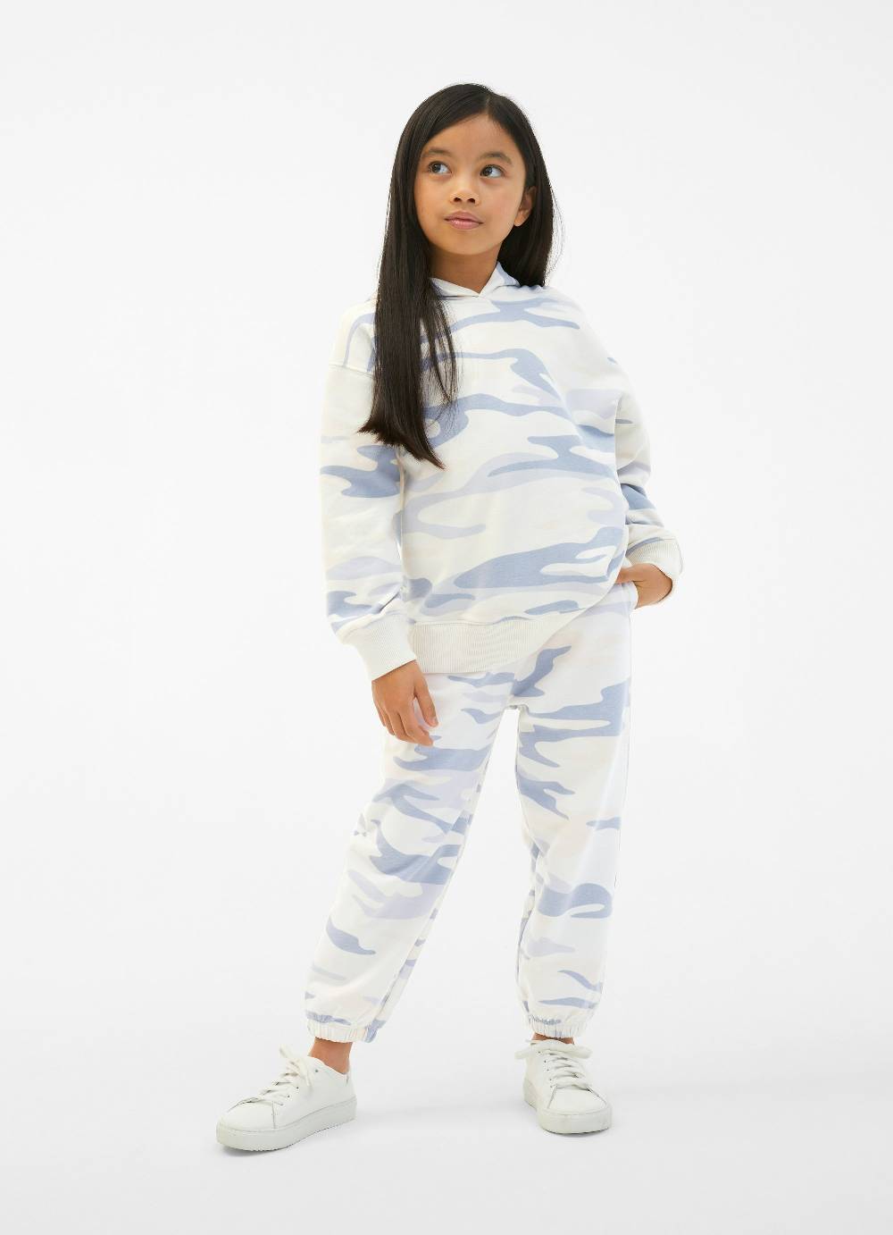 Juvia Baggy Fit - Sweatpants Preisnachlass