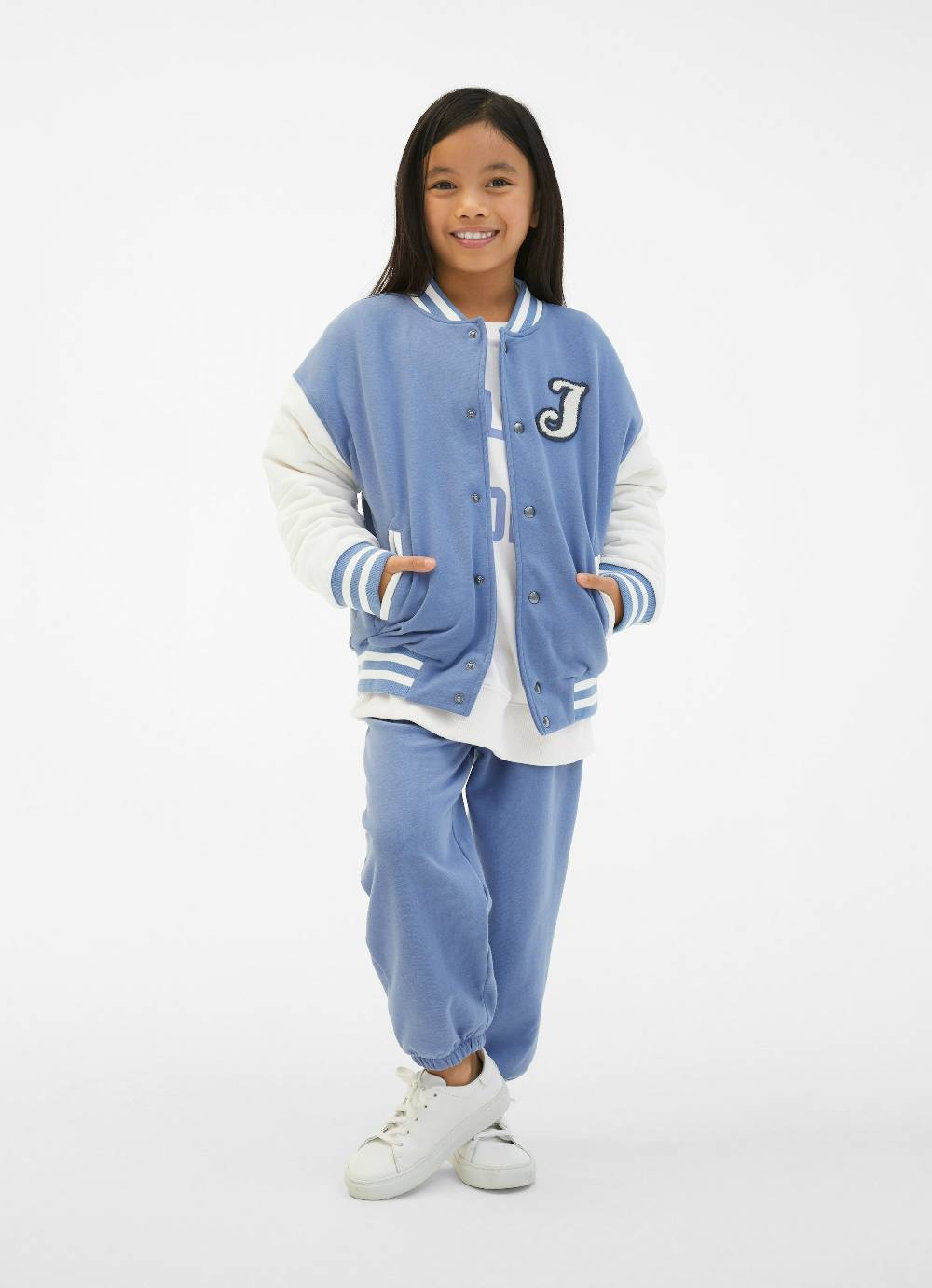 Juvia Collegejacke Valentinstagsangebot