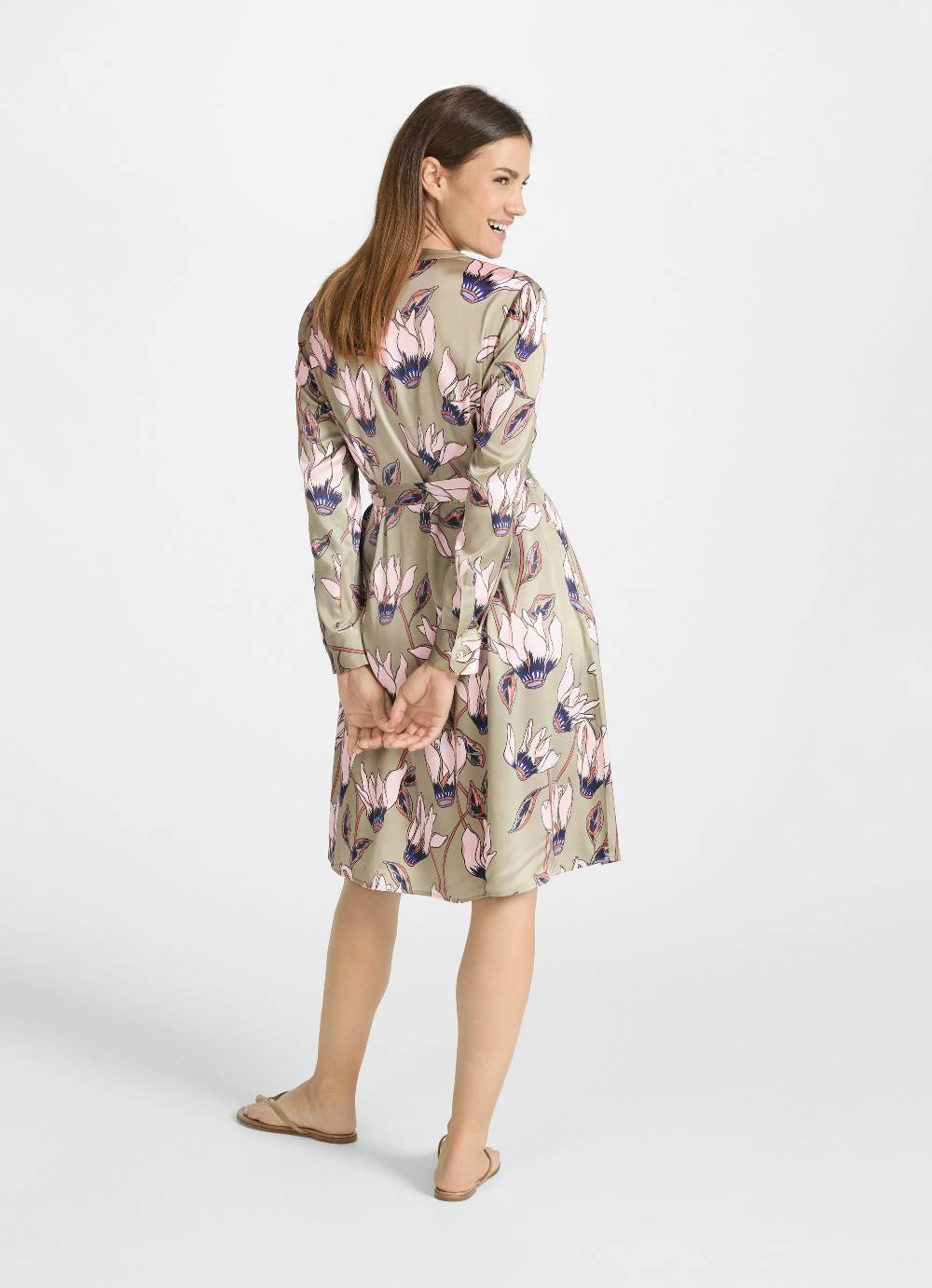 Juvia Seiden-Satin - Kleid Wochenangebot