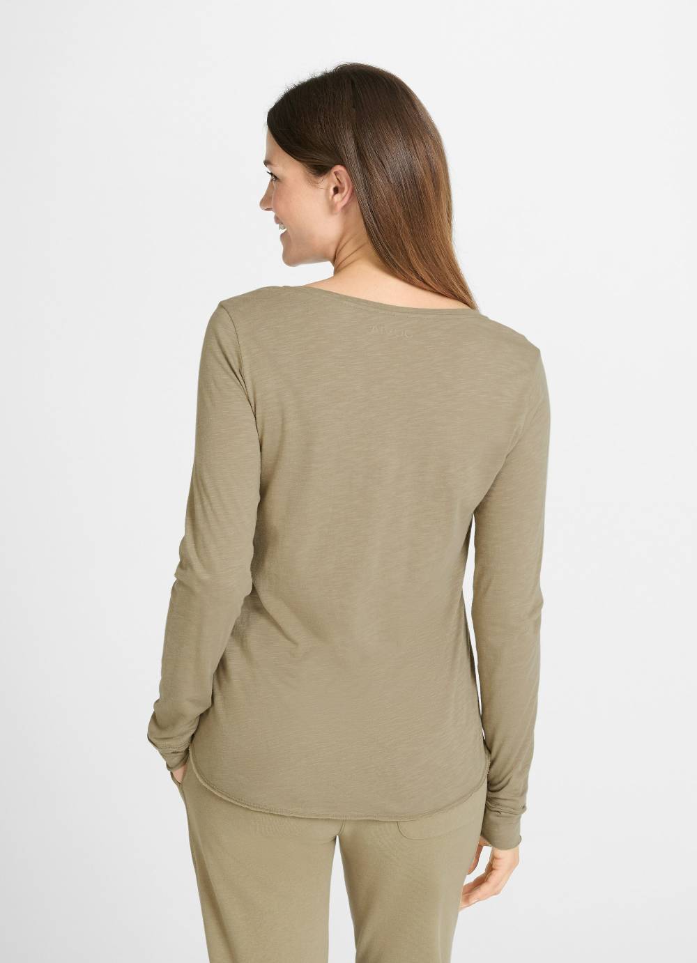 Juvia Longsleeve Begrenzte Freigabe