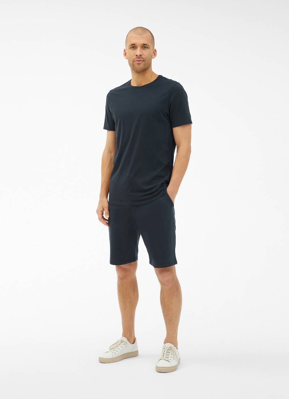 Juvia T-Shirt Rabatte dieses Monats
