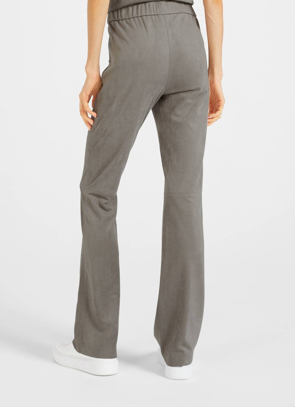 Juvia Tech Velours -Bootcut Hose Letzter Tag