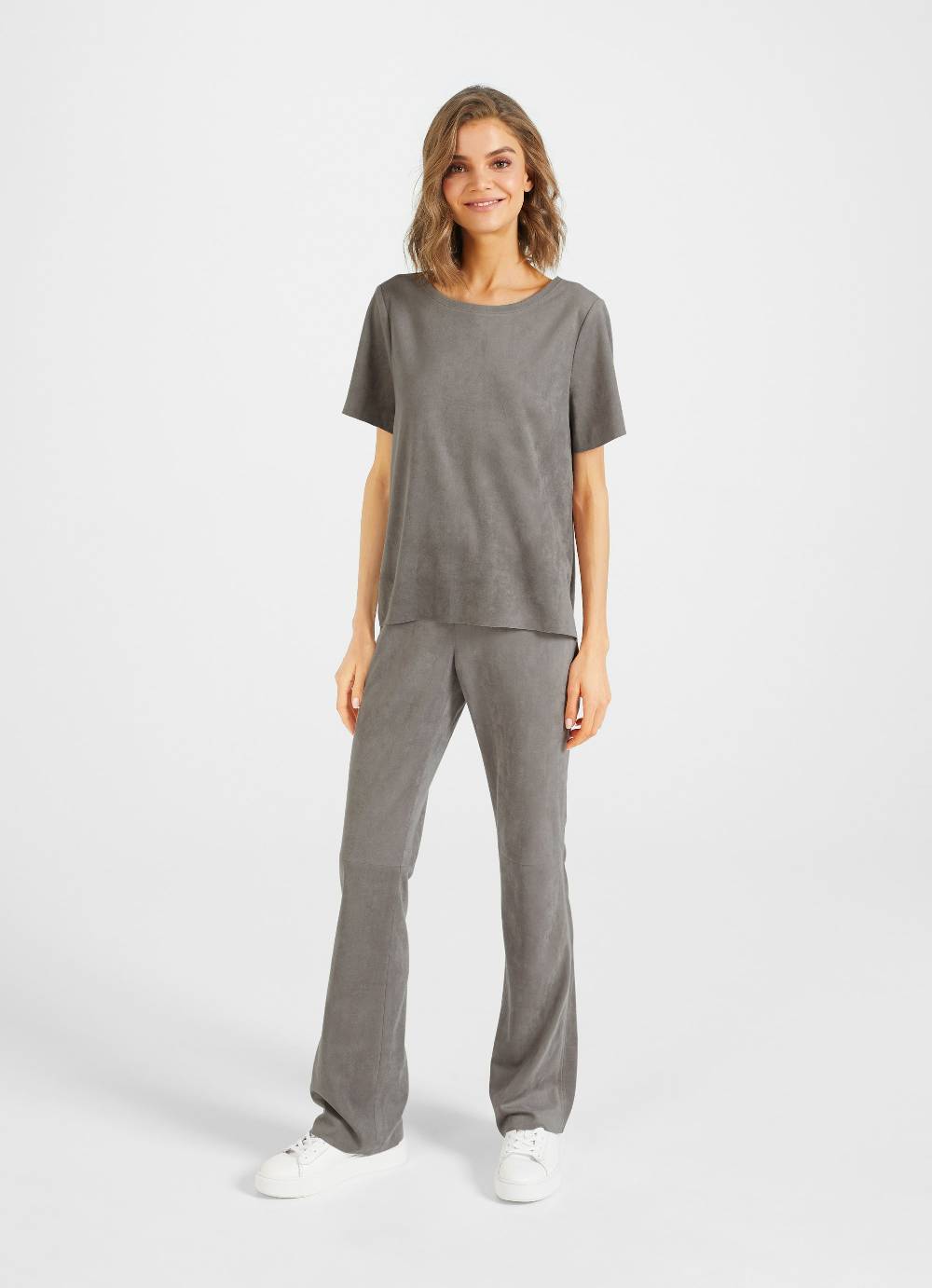 Juvia Tech Velours -Bootcut Hose Letzter Tag