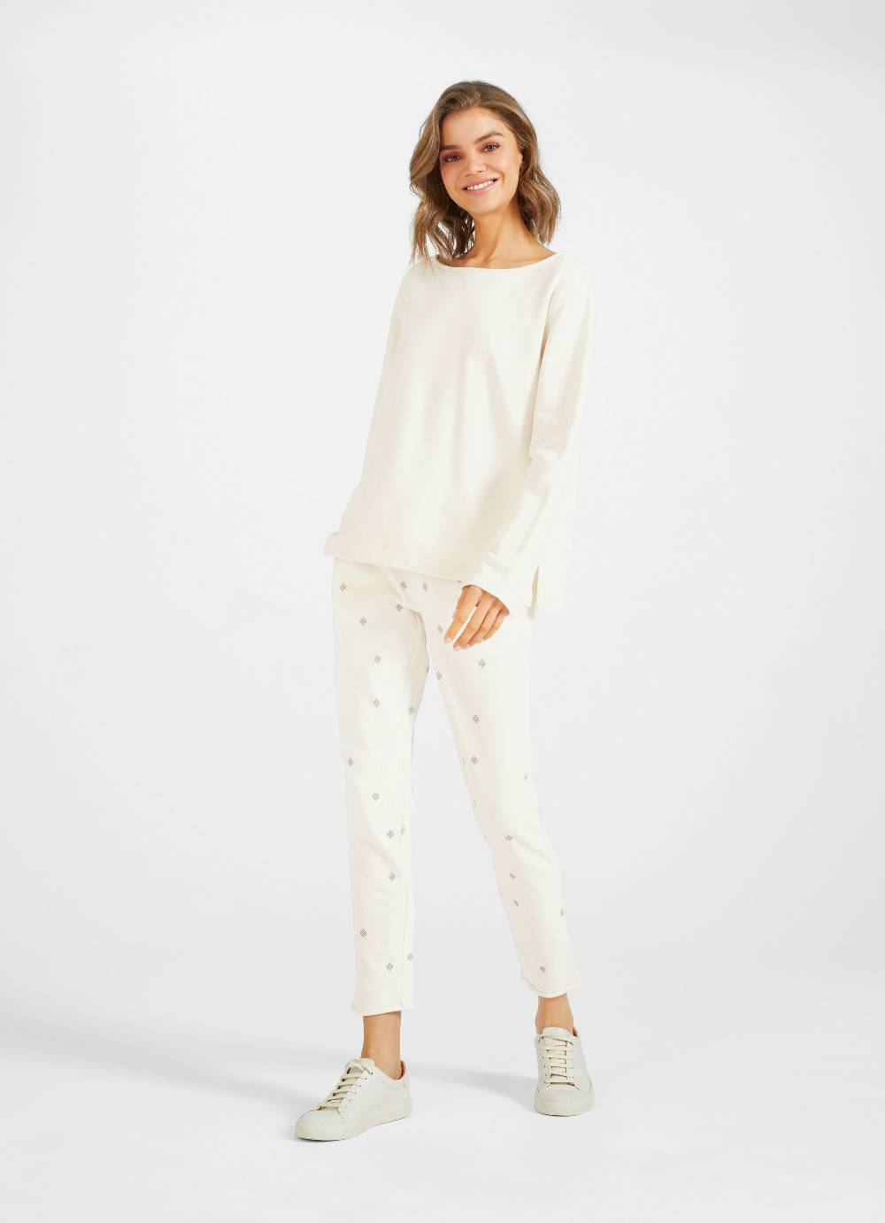 Juvia Slim Fit - Sweatpants Bis zu 60% Rabatt