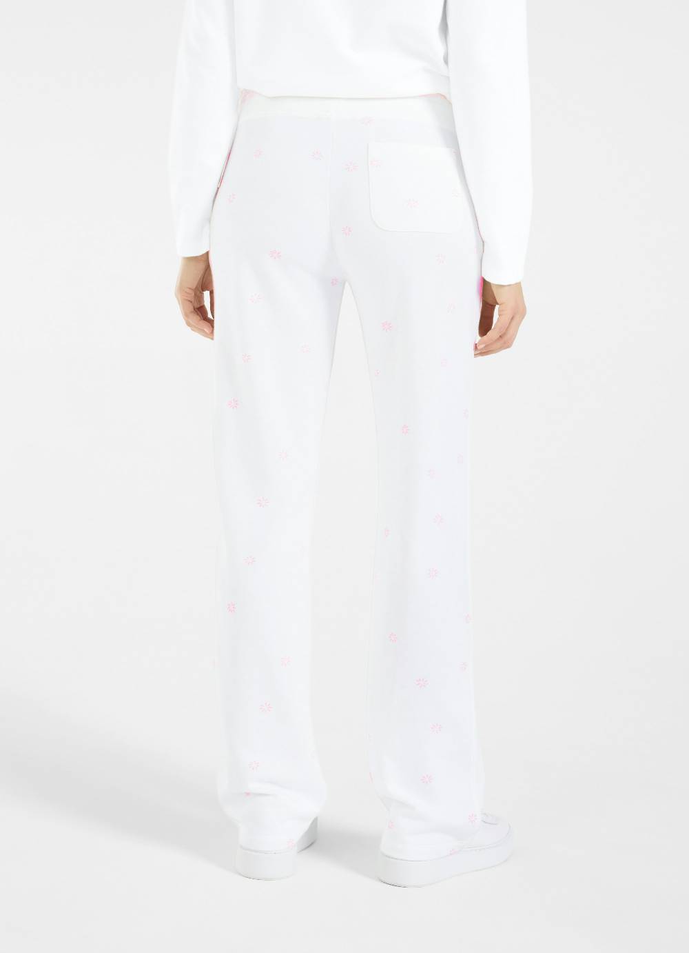 Juvia Wide Leg Fit - Sweatpants Bis zu 65% Rabatt