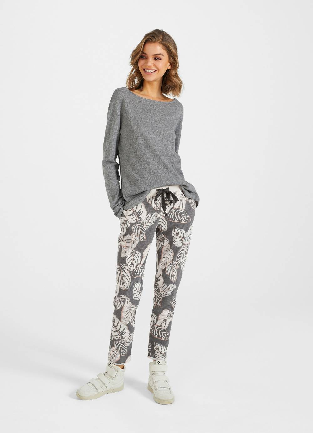 Juvia Slim Fit - Sweatpants Vierteljährliche Förderung