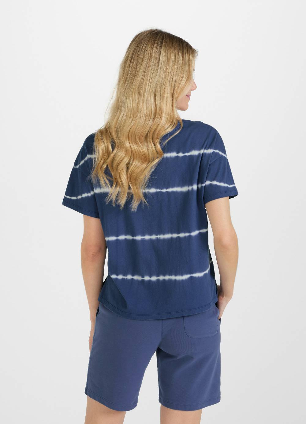 Juvia T-Shirt Im Verkauf