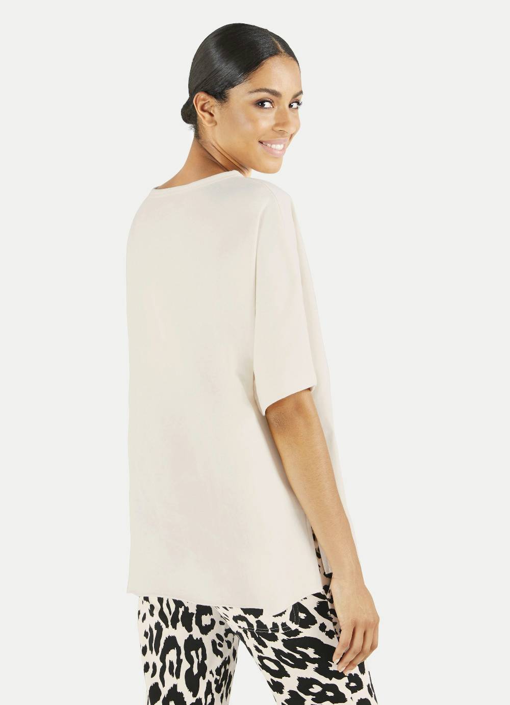 Juvia Sweat - Cape Top Angebot