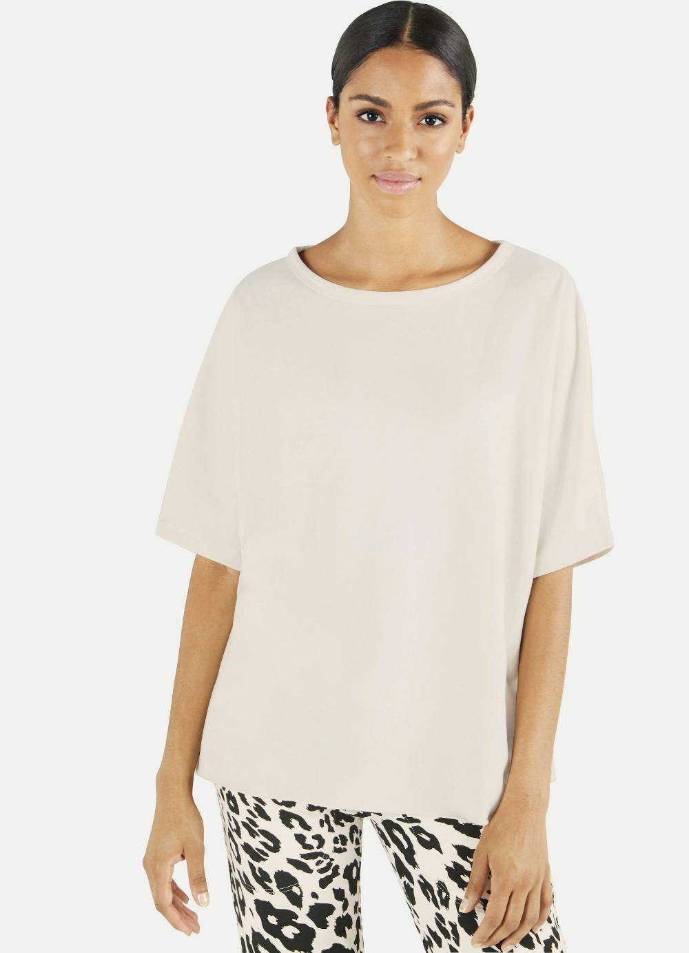 Juvia Sweat - Cape Top Angebot