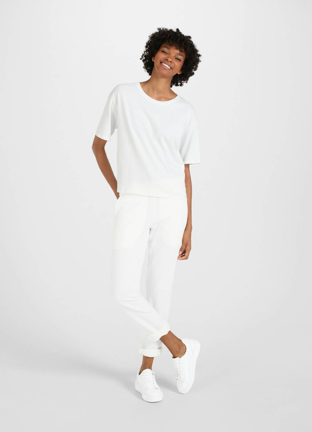 Juvia T-Shirt Kauf eins, bekomm eins gratis