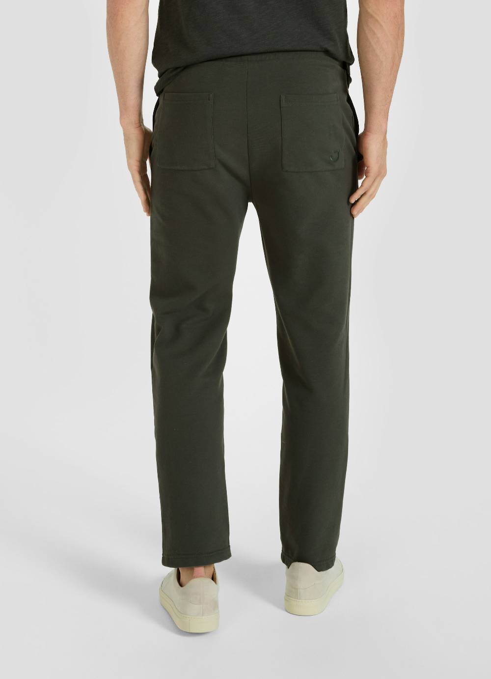 Juvia Regular Fit - Sweatpants Rabatte dieses Monats