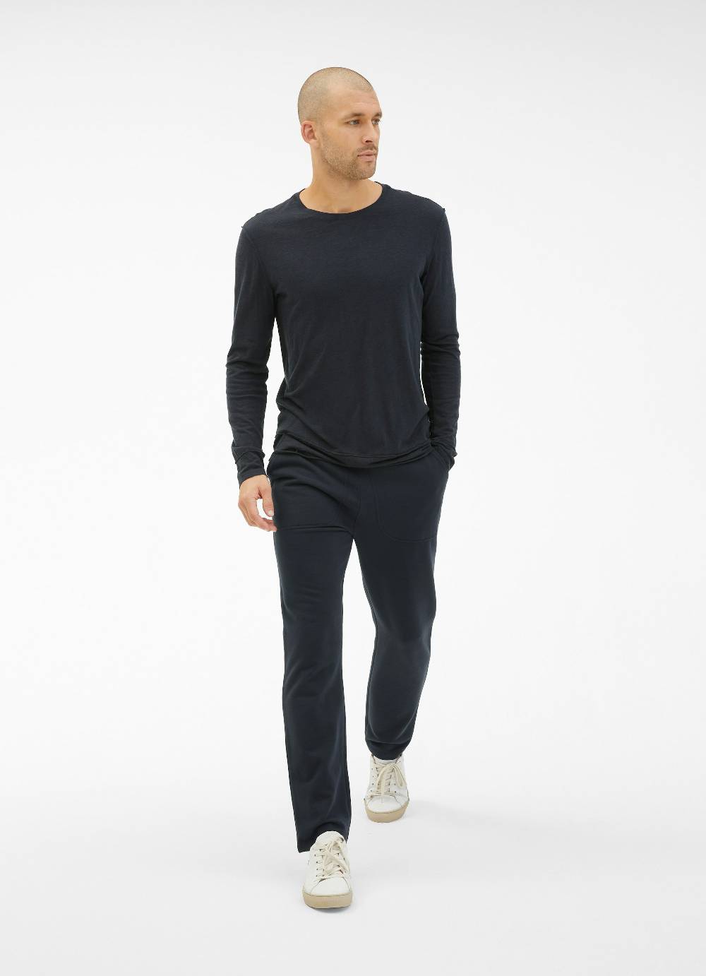 Juvia Longsleeve Online Shopping