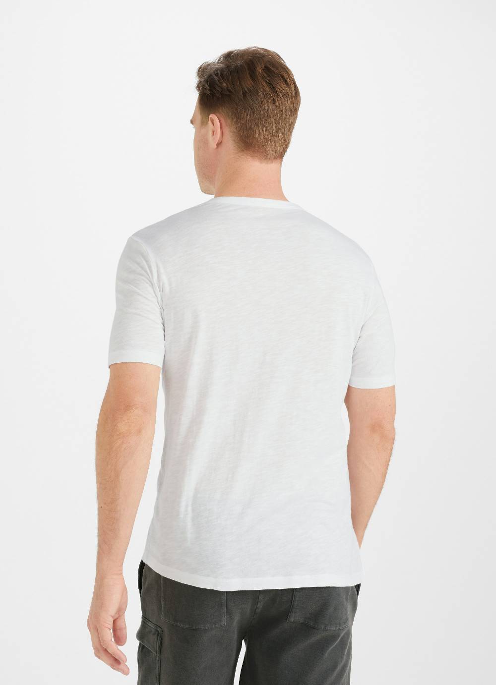 Juvia T-Shirt Im Verkauf