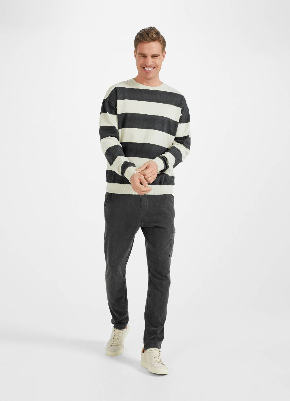 Juvia Sweatshirt Schlussverkauf