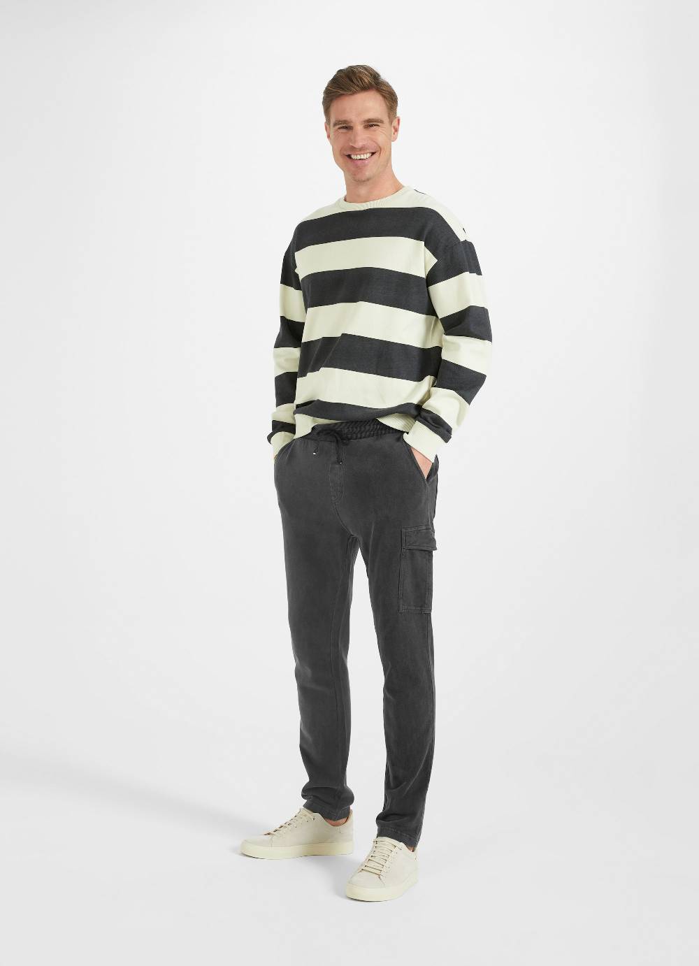 Juvia Cargo - Sweatpants Fabrikpreis