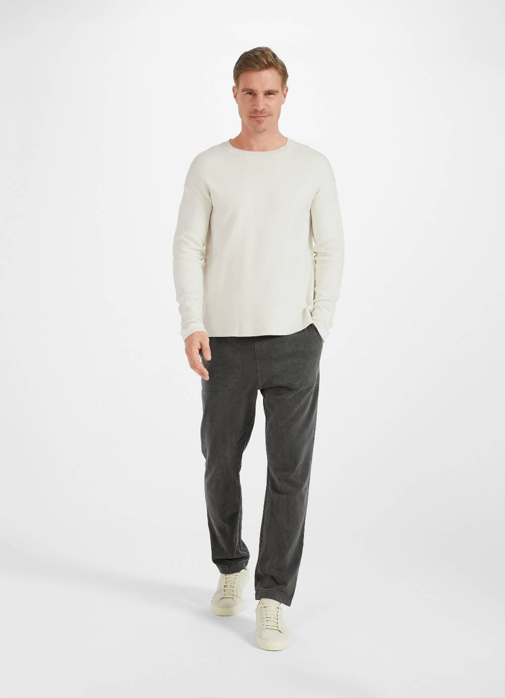 Juvia Sweater Black Friday