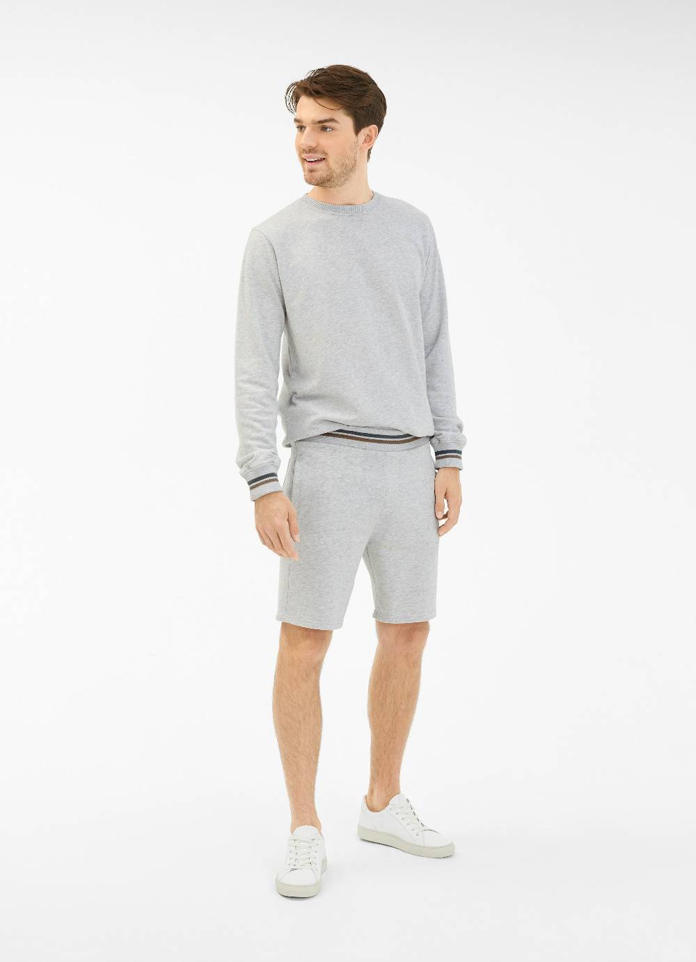 Juvia Shorts Kostenlose Rückgabe