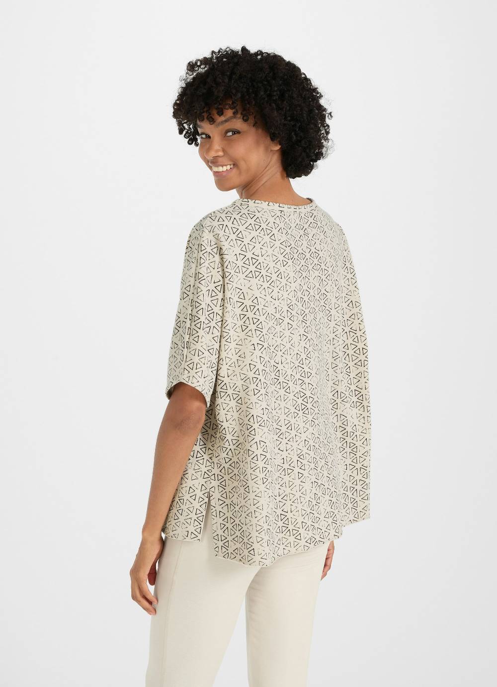 Juvia Cape - Sweater Schlussverkauf