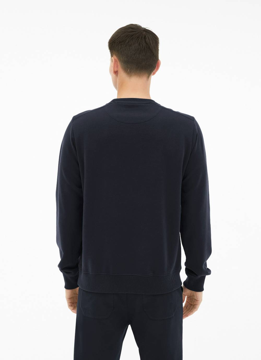 Juvia Sweatshirt Vierteljährliche Förderung