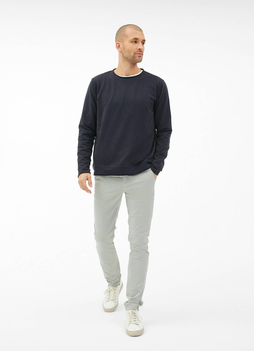 Juvia Regular Fit - Chino Super Rabatt