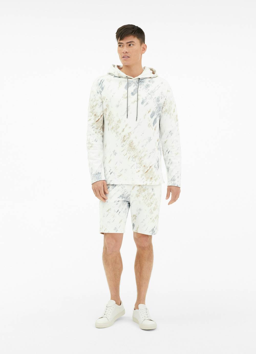 Juvia Hoodie Speichern exportieren
