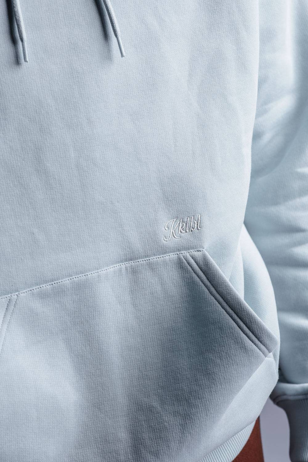 Karo Kauer Hoodie Ice Blue im Angebot