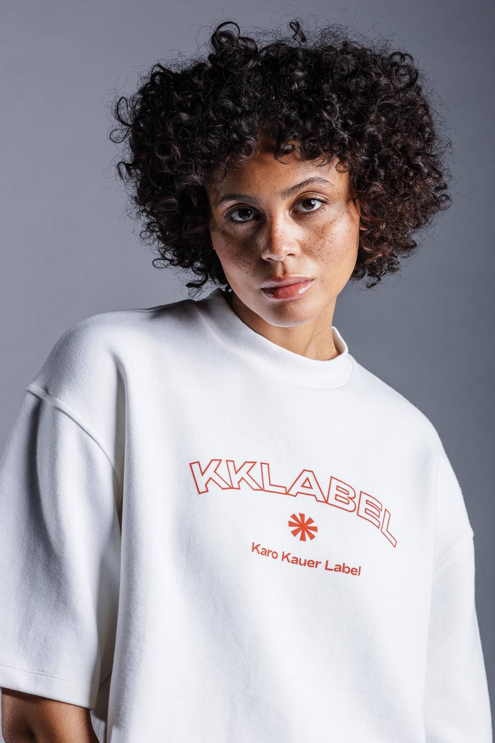 Karo Kauer Cropped T-Shirt KKLABEL Verkauf