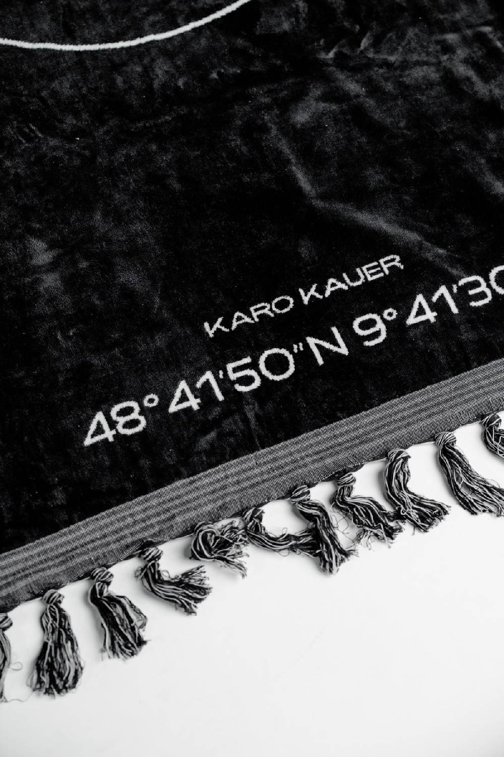 Karo Kauer Beach Towel Black Logo Meist gekauft