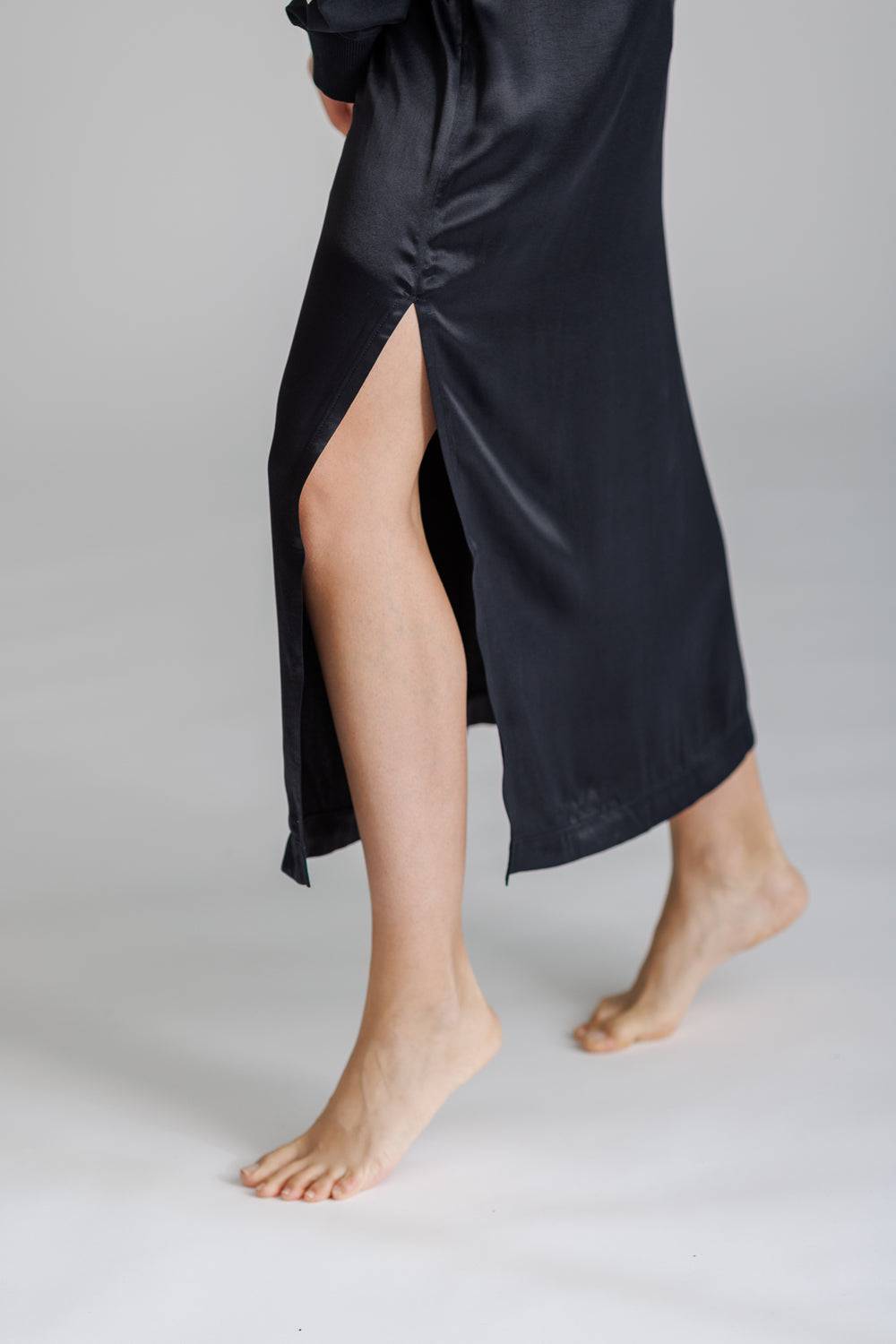 Karo Kauer Satin Skirt Black im Angebot
