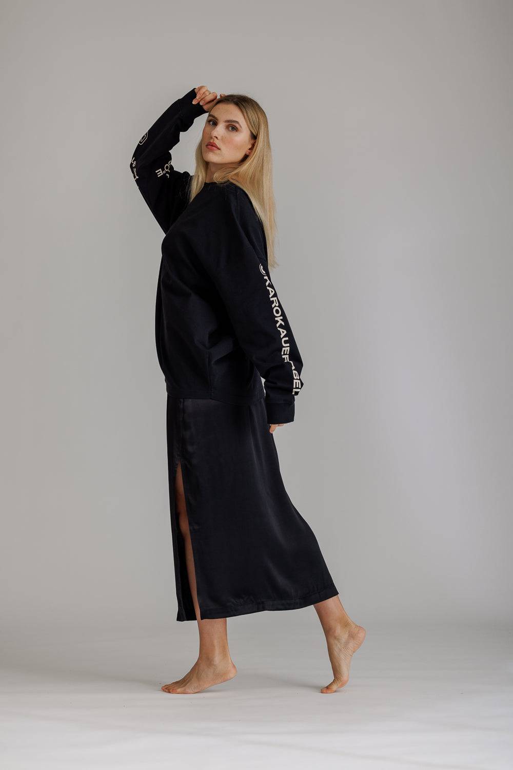 Karo Kauer Satin Skirt Black im Angebot