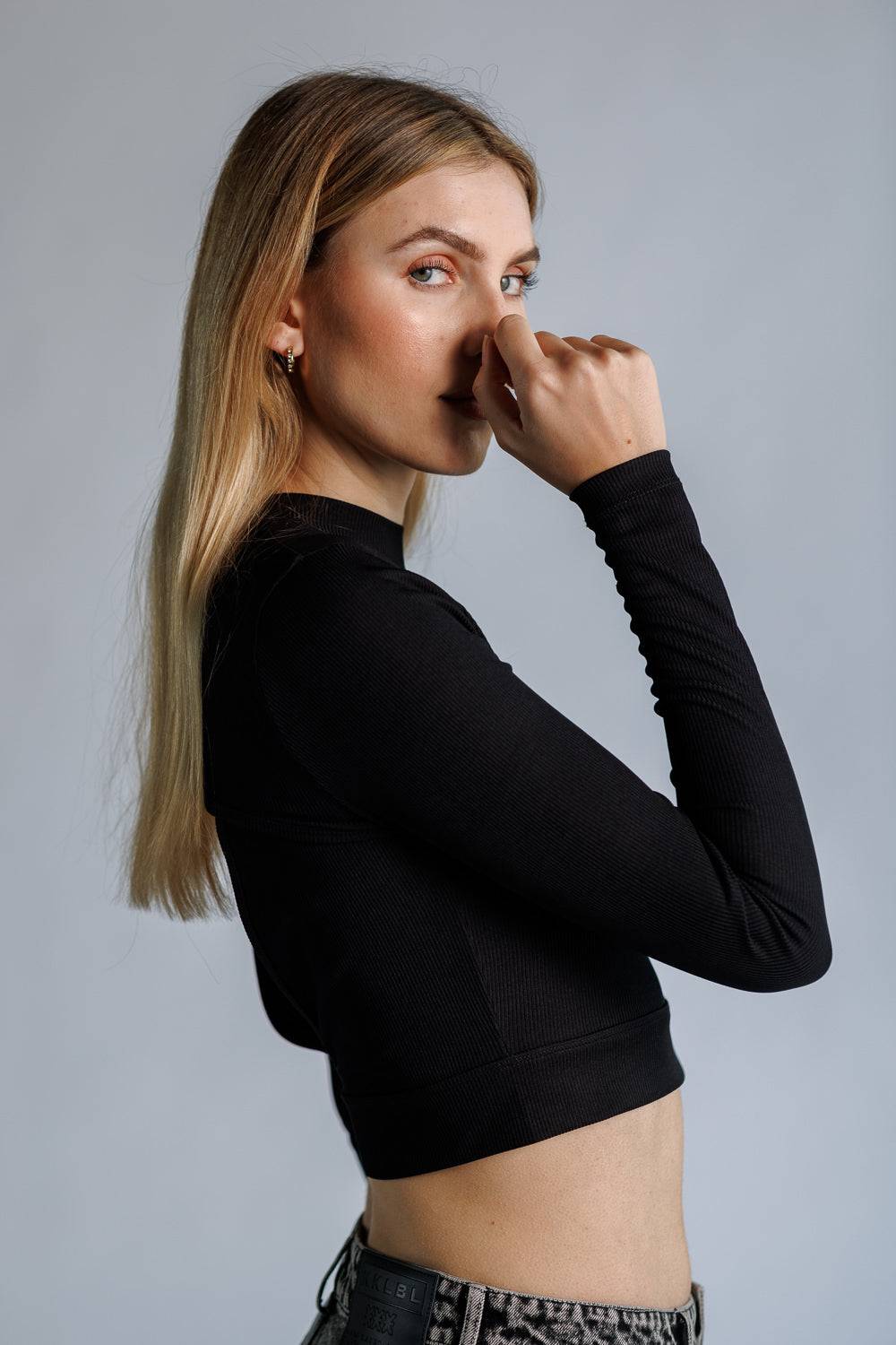 Karo Kauer Cropped Shirt Black Günstiger Verkauf
