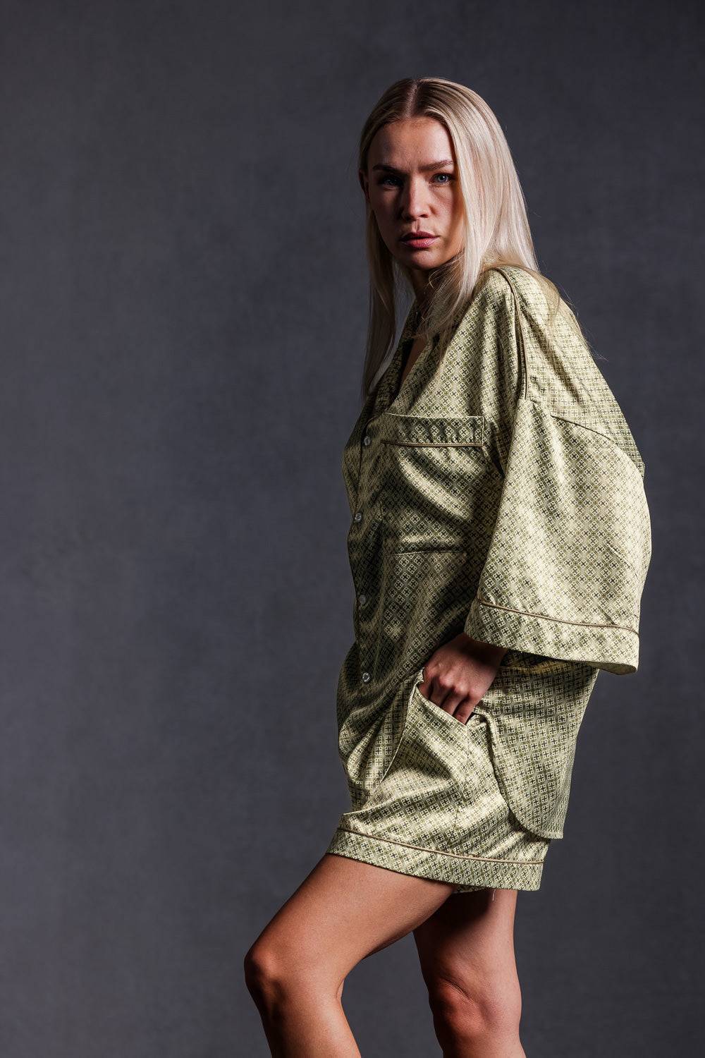 Karo Kauer Retro Shorts Khaki Auslauf