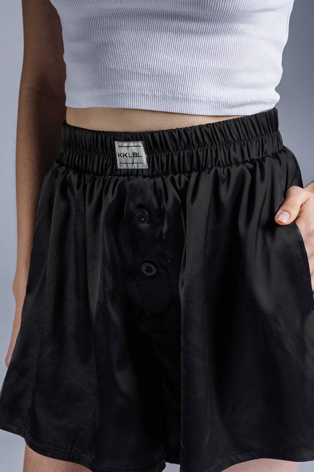 Karo Kauer Woven Shorts Black Meist gekauft