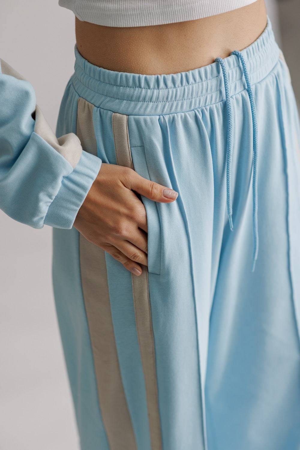 Karo Kauer Tracksuit Jersey Pants Light Blue im Angebot