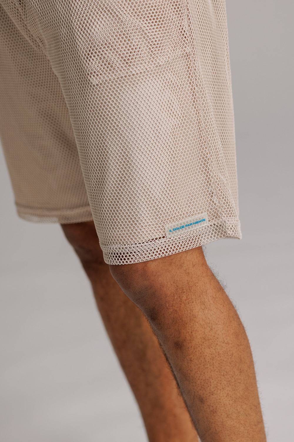 Karo Kauer Mesh Shorts Sand Meist gekauft